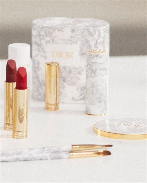 petit miroir dior|Dior rouge premier pocket mirror.